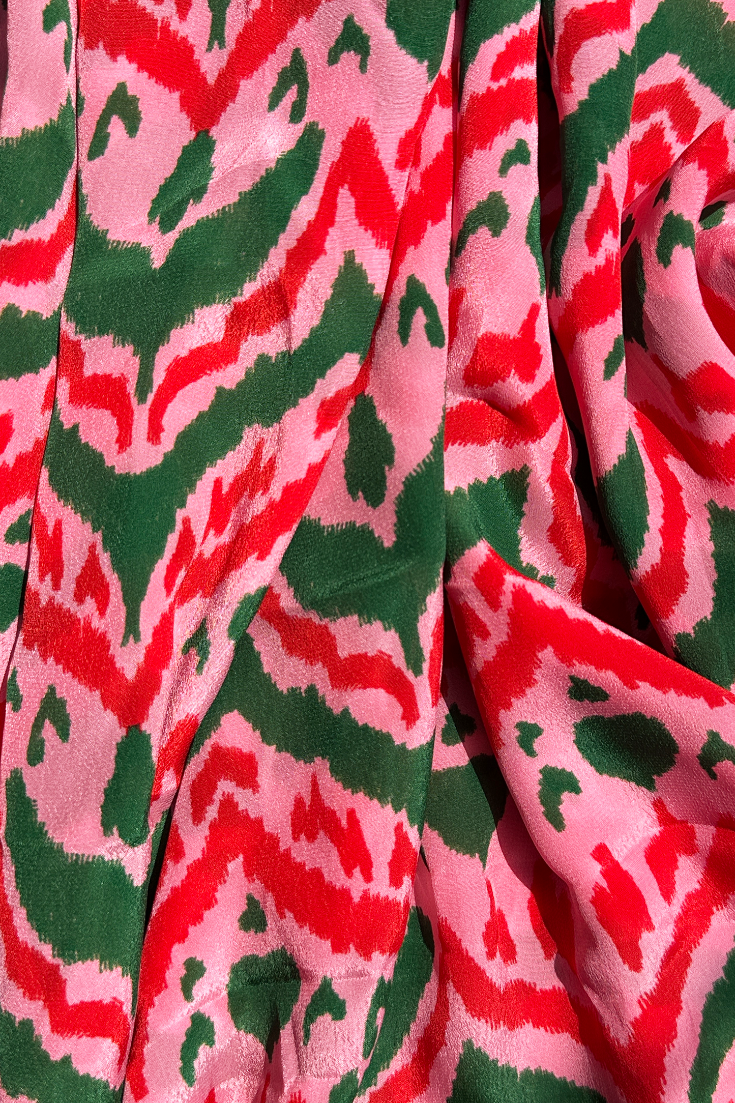 Ikkat Infusion Pink in Viscose crepe (2.3 m) - 1723 for the entire piece