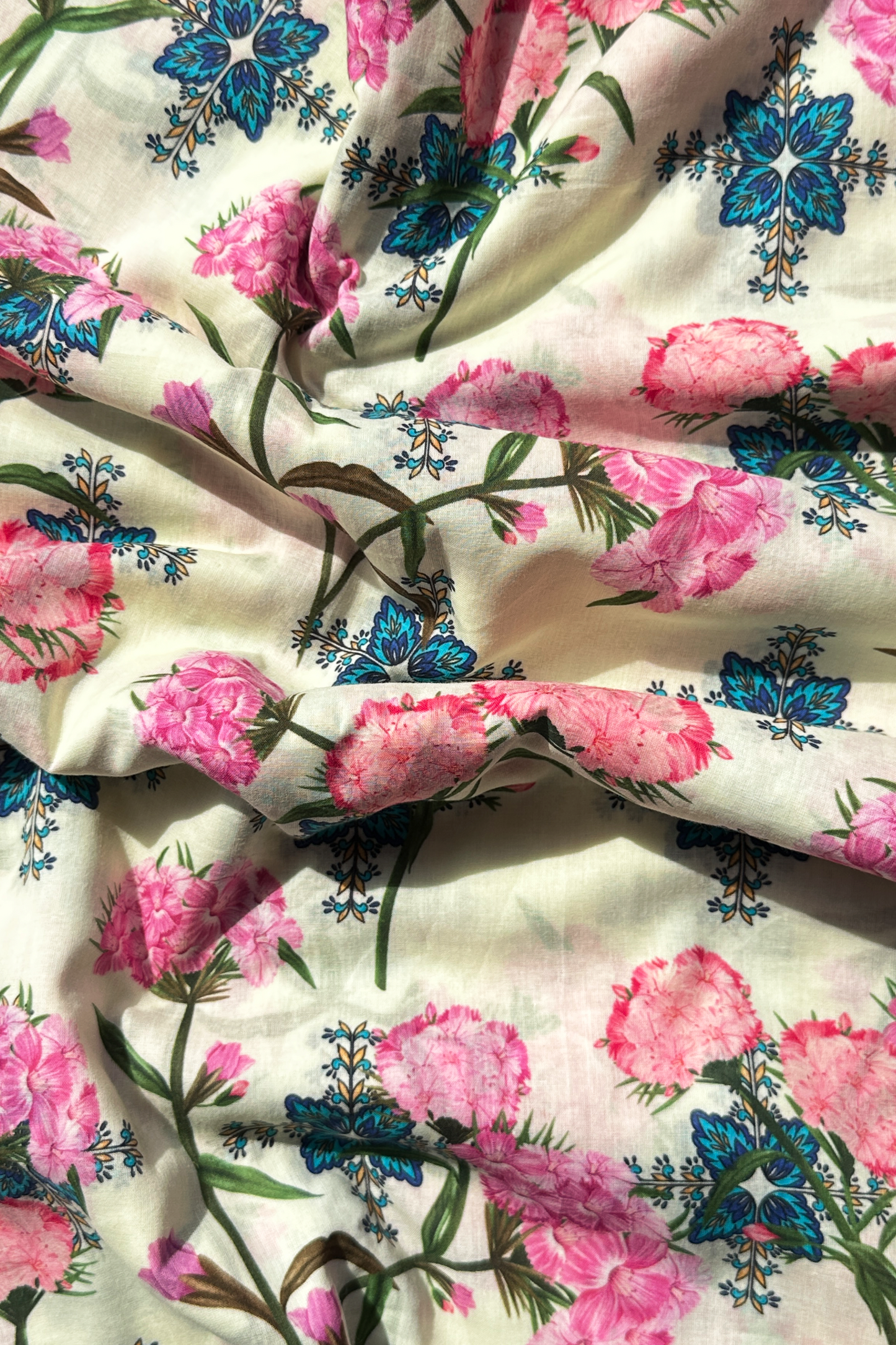 Botanic Tile White in Cotton Mull
