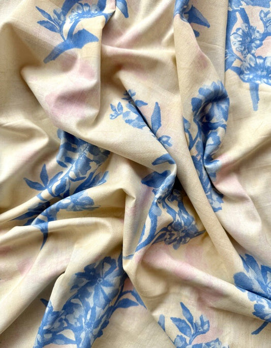 -Manuka Blossom in Cotton Cambric (1.4 m) - 908 for the entire piece