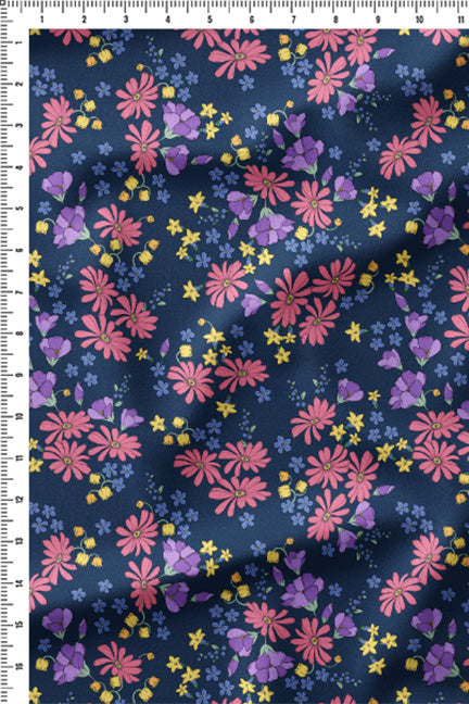 Quirky daisies - navy blue